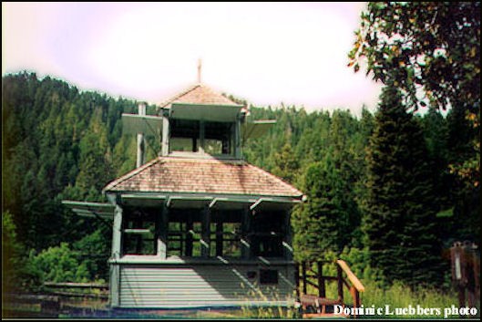 Cupola cabin after it was moved to Tiller Ranger Station