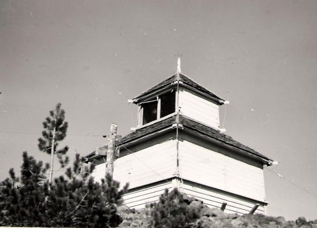 Maiden Peak Lookout 1942