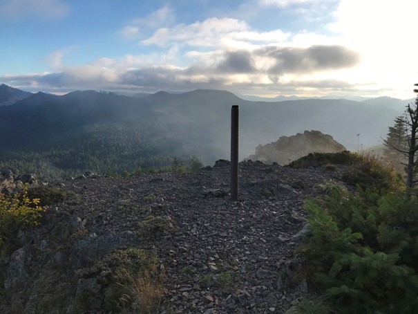 Sister Rocks Lookout site - firefinder pole
