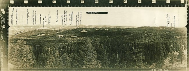 Sheep Mountain Lookout panoramic 8-17-1934 (SE)